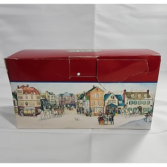 Lemax Village Collection #53157 1995 Porcelain Santa Sleigh Bound - Picture 3 of 10